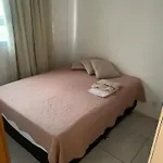 Apto ao lado do maraponga mart moda, confortável