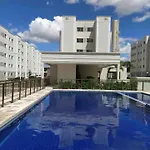 Apto ao lado do maraponga mart moda, confortável